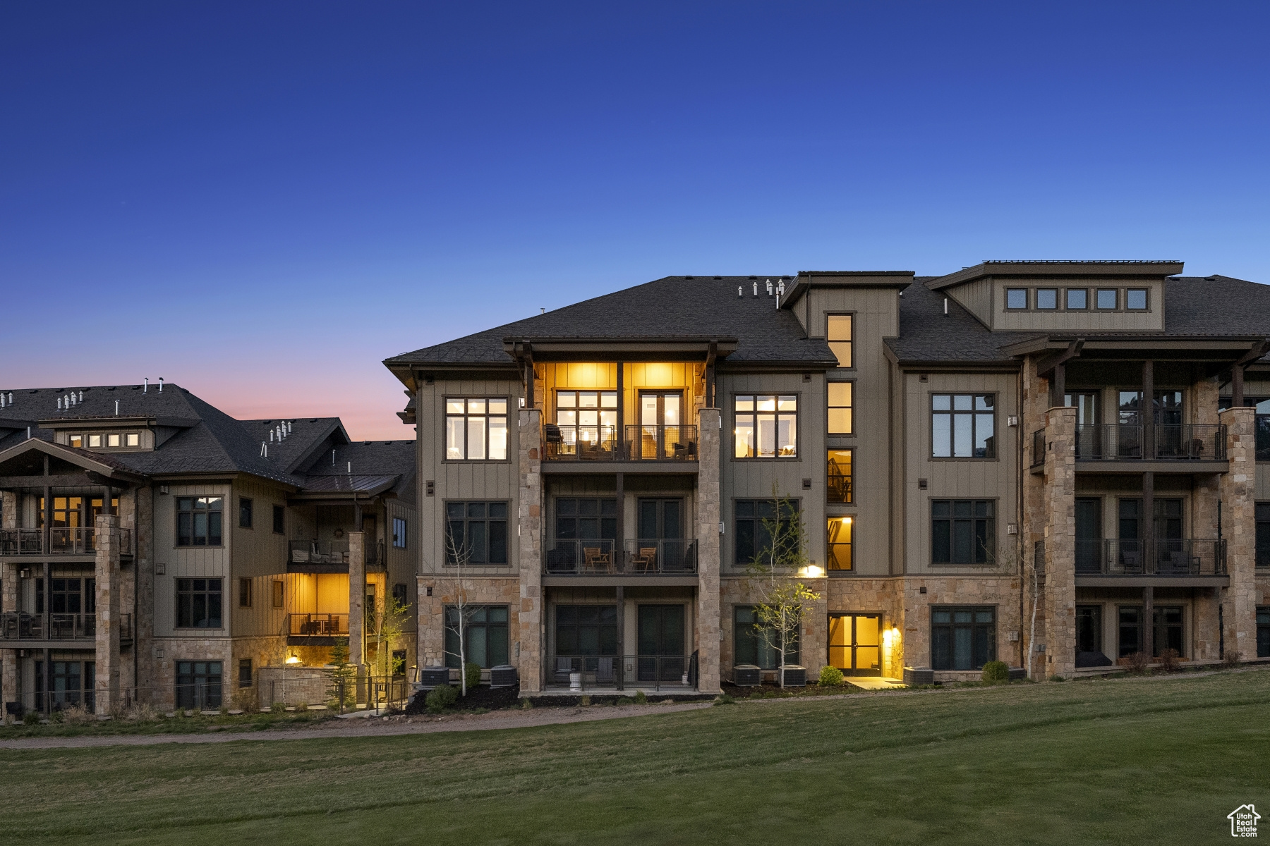 Park City, Utah 84098, United States, 3 Bedrooms Bedrooms, ,3 BathroomsBathrooms,Residential,Pending,181410