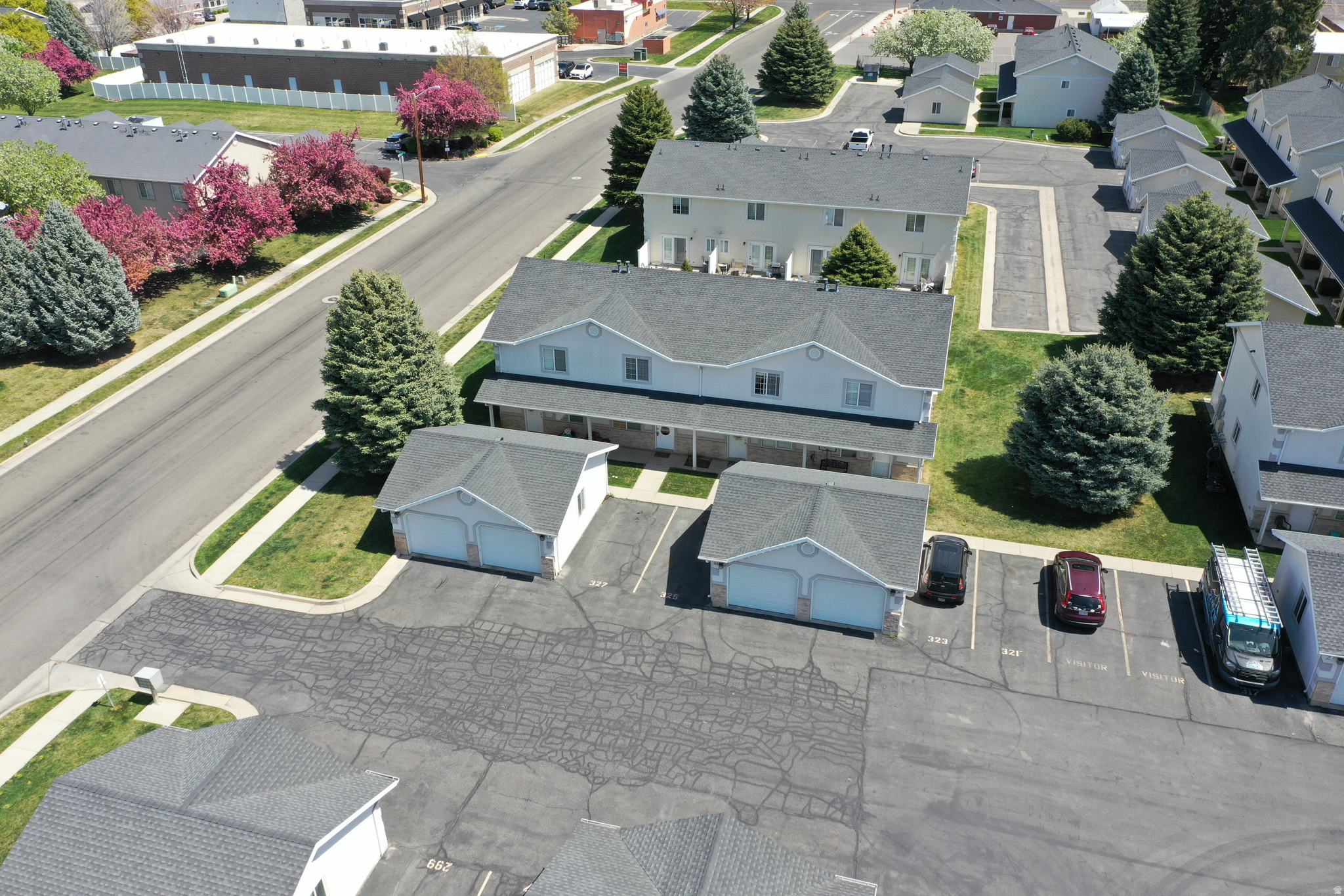 BLACKHAWK TOWNHOUSE - Residential