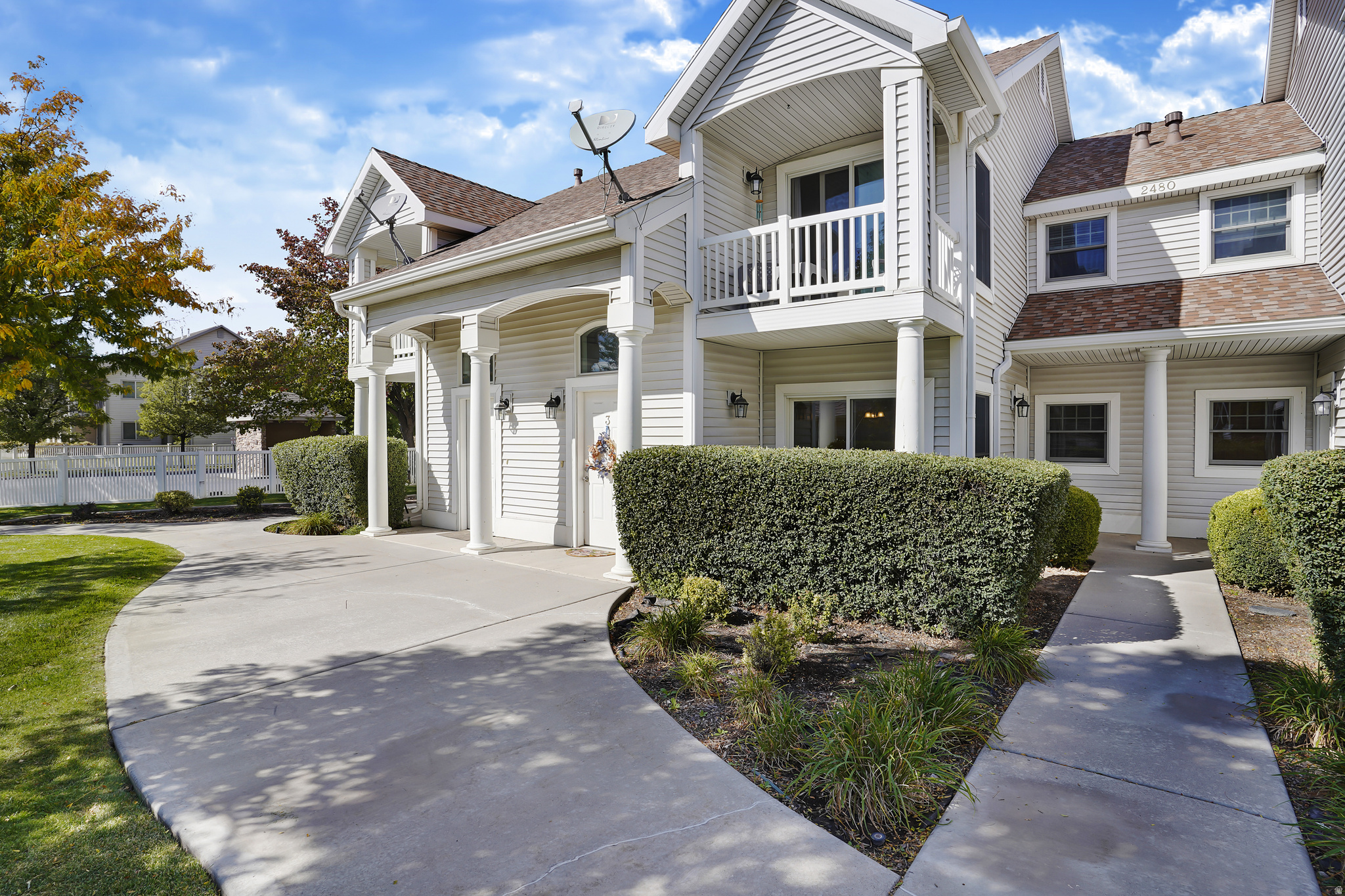 FIVE STAR CONDO - Residential