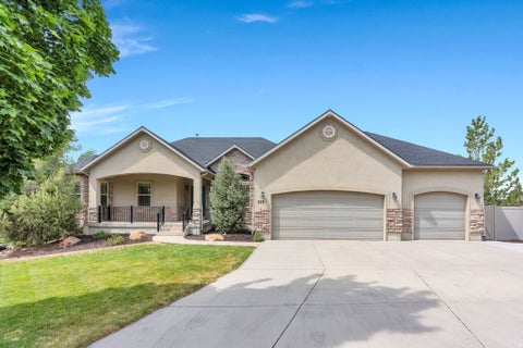 Photo of 373 E ALEXANDER DR, Elk Ridge, UT 84651 (MLS # 2173856)