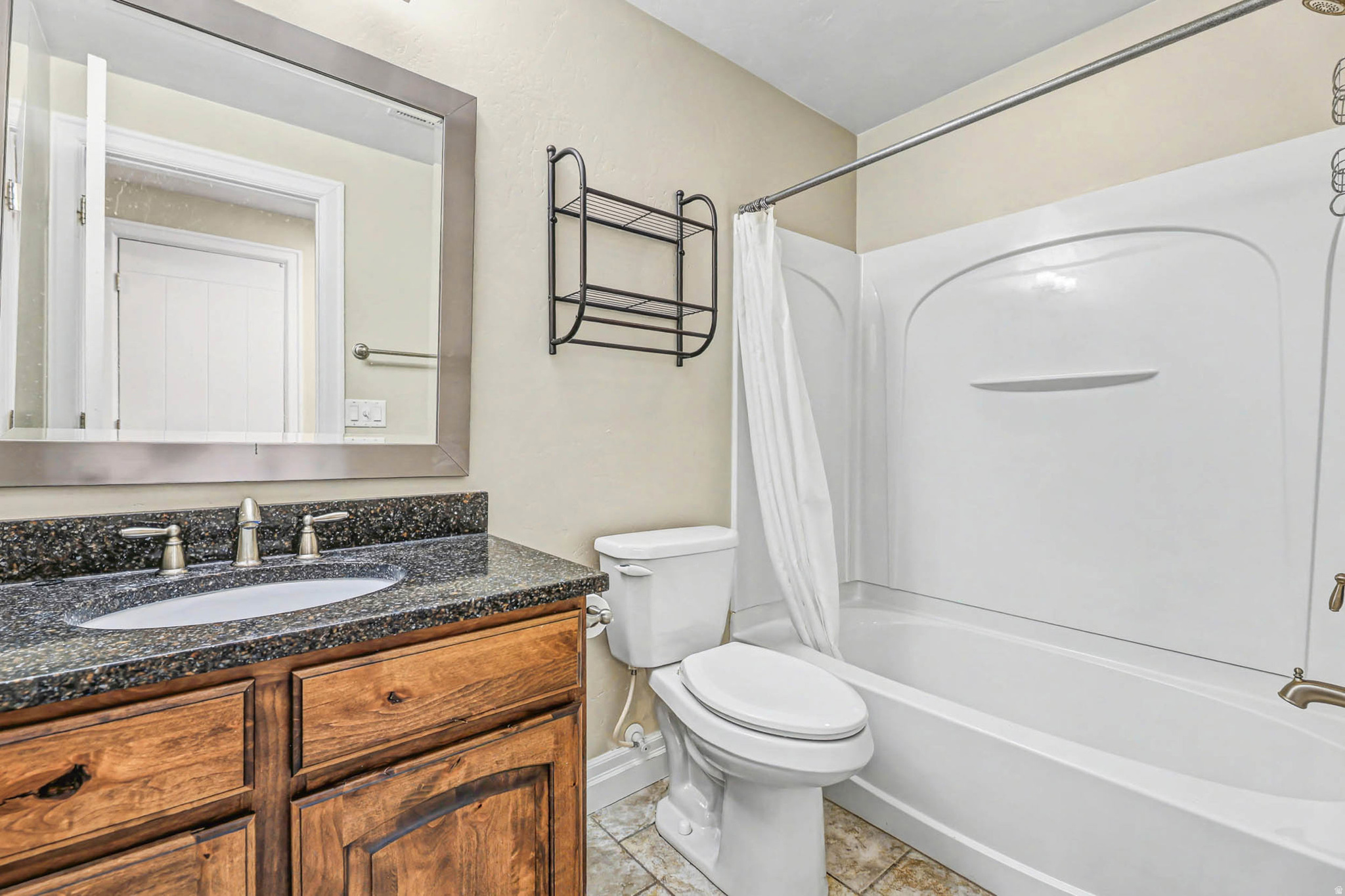 KENNECOTT - Residential