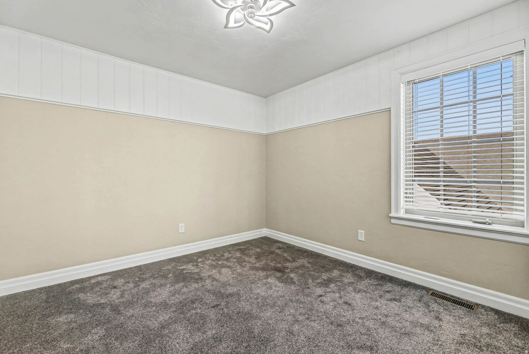 KENNECOTT - Residential