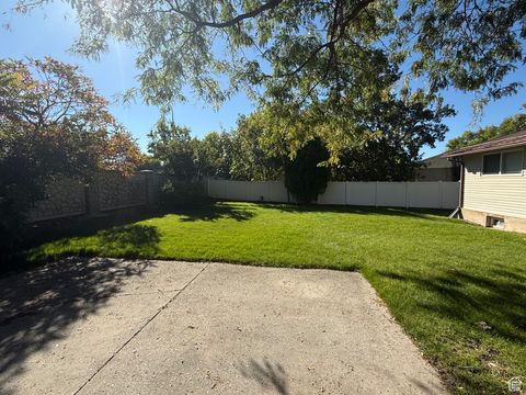 Tiny photo for 600 N MAPLE DR W, Smithfield, UT 84335 (MLS # 2116766)