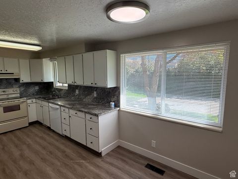 Tiny photo for 600 N MAPLE DR W, Smithfield, UT 84335 (MLS # 2116766)