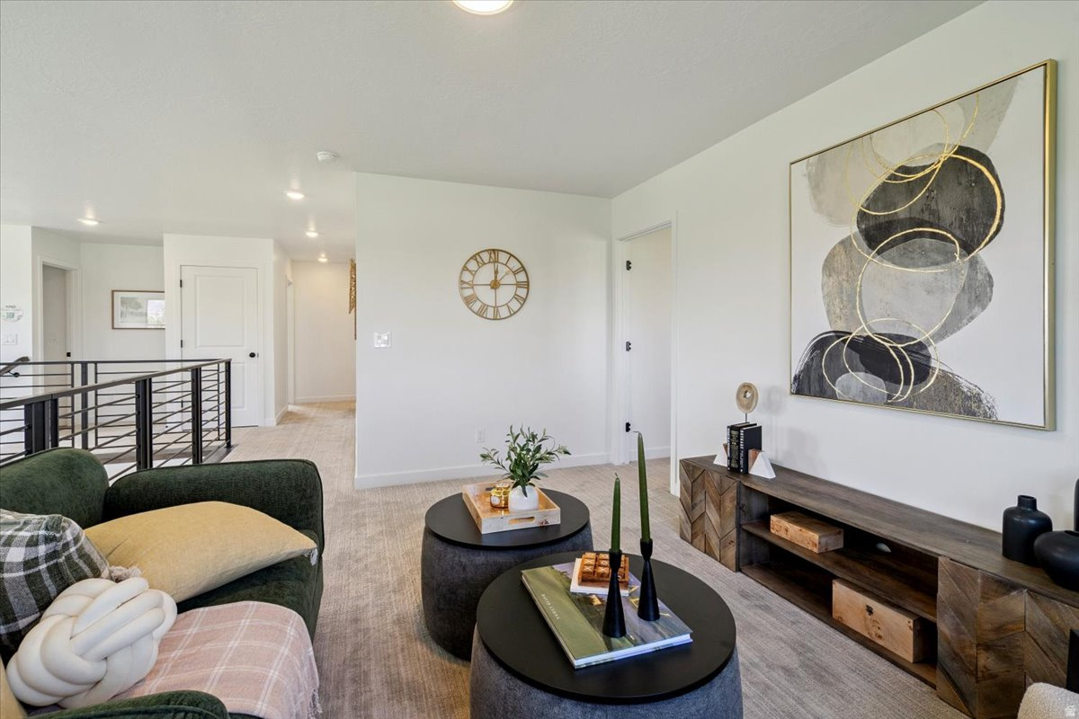 NORTH LAKE MEADOWS - Residential