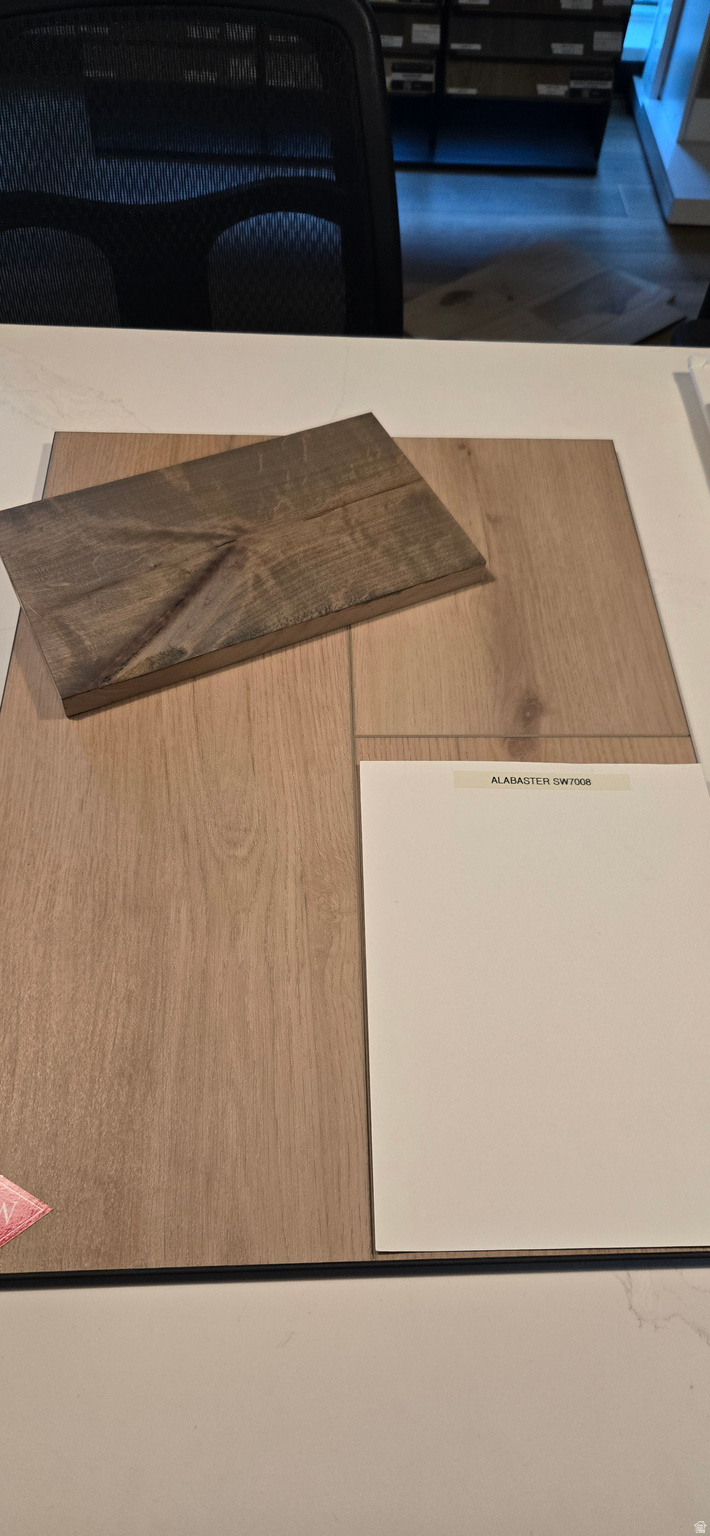 NORTH LAKE MEADOWS - Residential