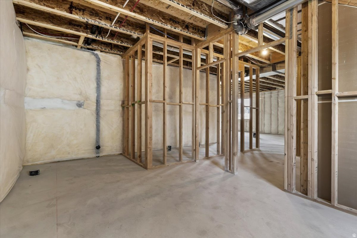 NORTH LAKE MEADOWS - Residential