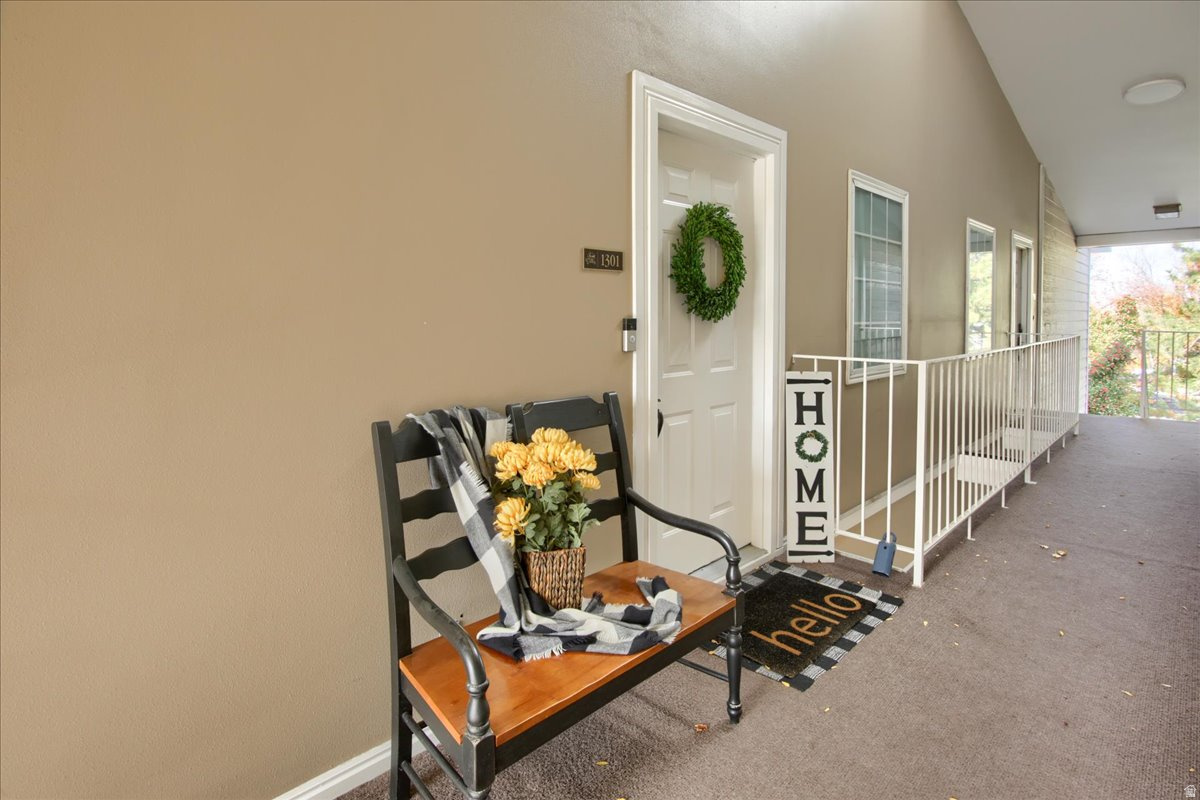 CARRIAGE CROSSING - Residential