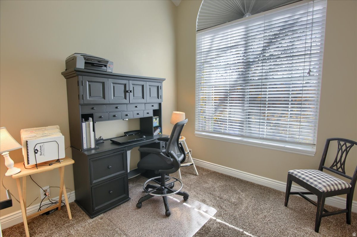 CARRIAGE CROSSING - Residential