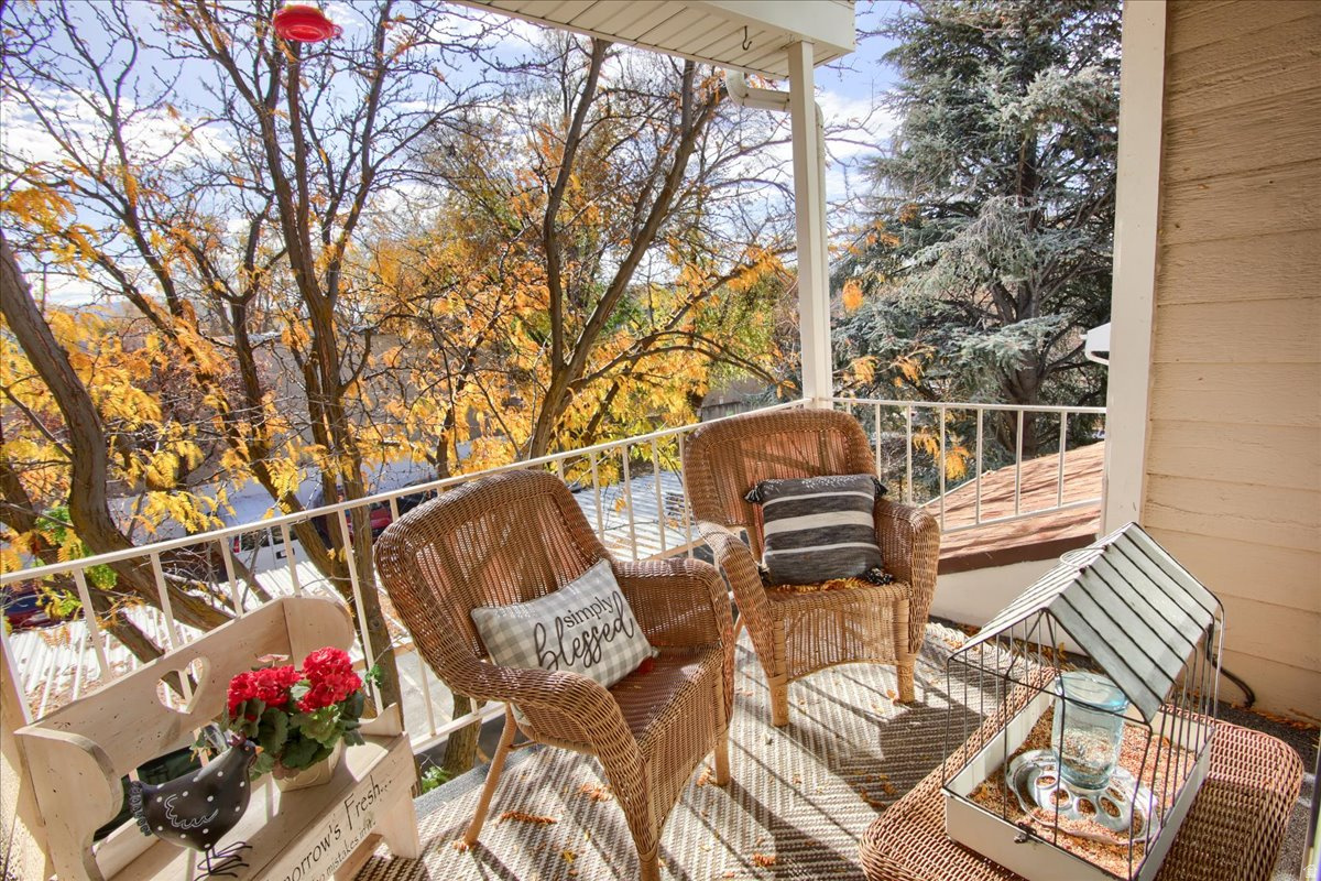 CARRIAGE CROSSING - Residential