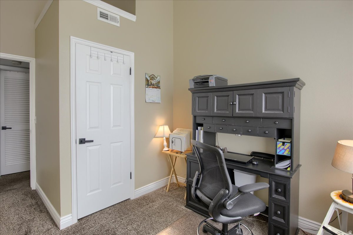 CARRIAGE CROSSING - Residential