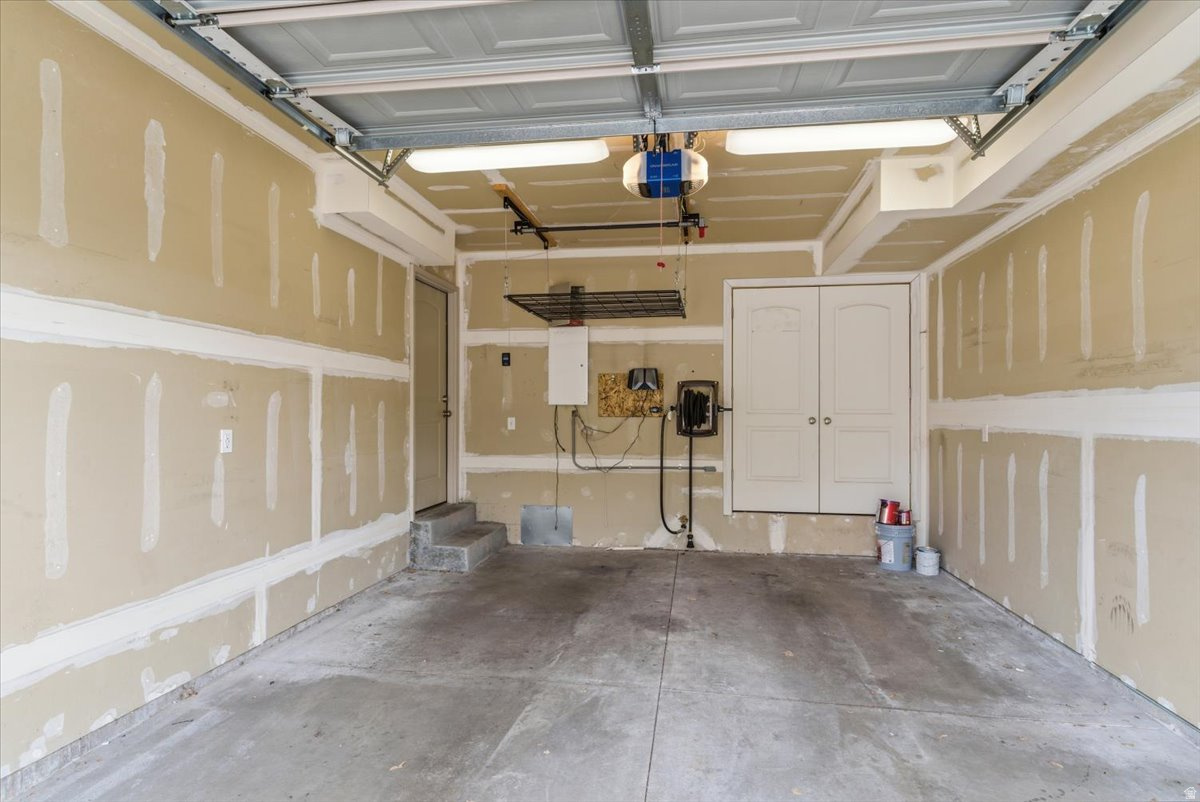 ANTELOPE VILLAGE - Residential