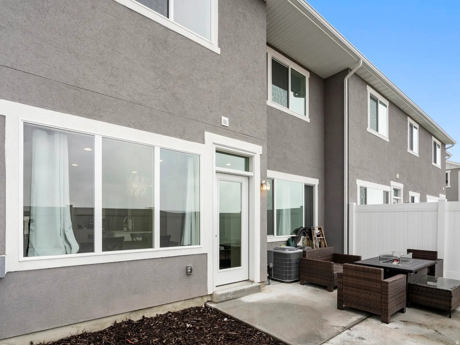 SALT POINT - Residential