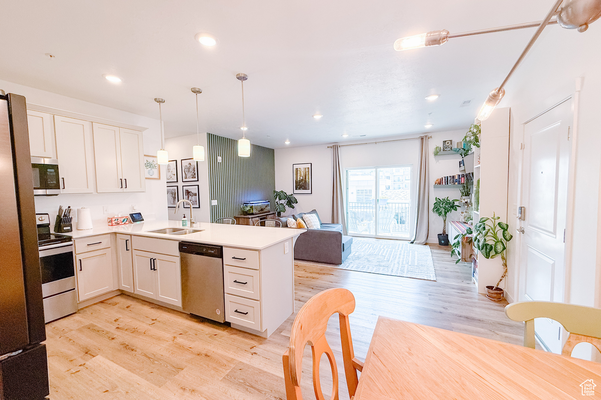 VISTA VIEW - Residential