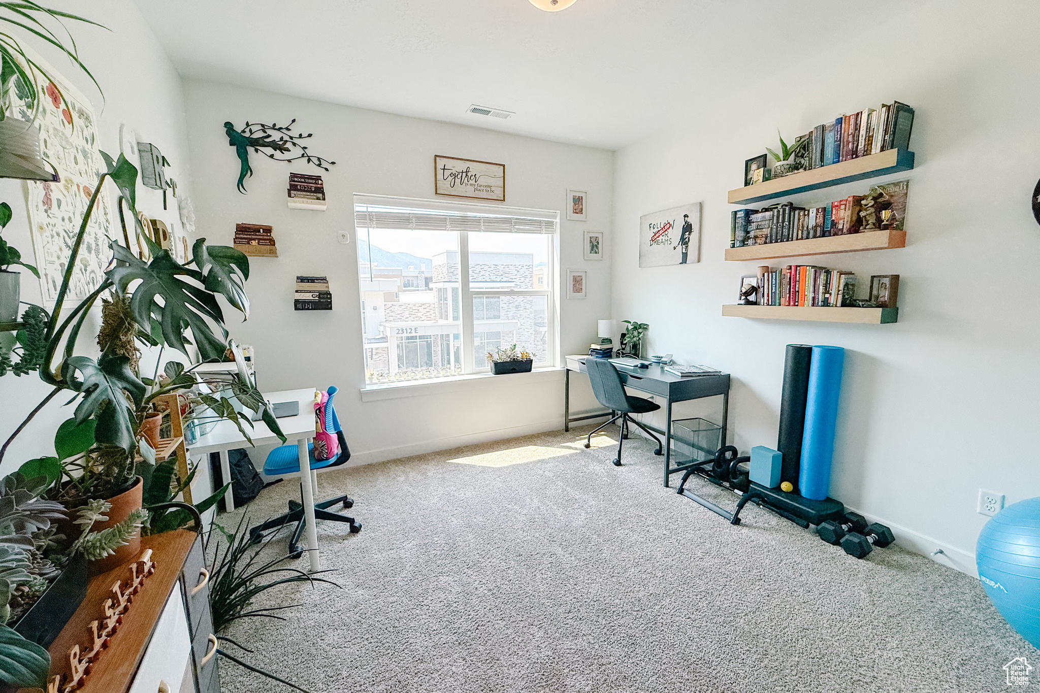 VISTA VIEW - Residential