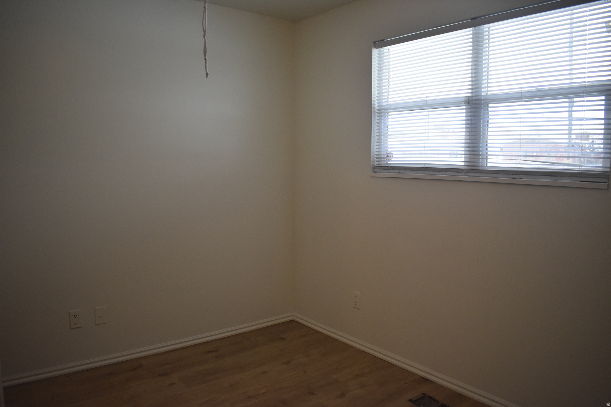 OAKLEY - Residential Income