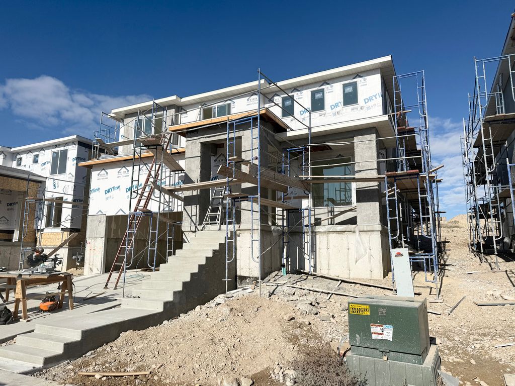 Photo of 6934 W POINTE CEDAR LN S #330, West Jordan, UT 84081 (MLS # 2124369)