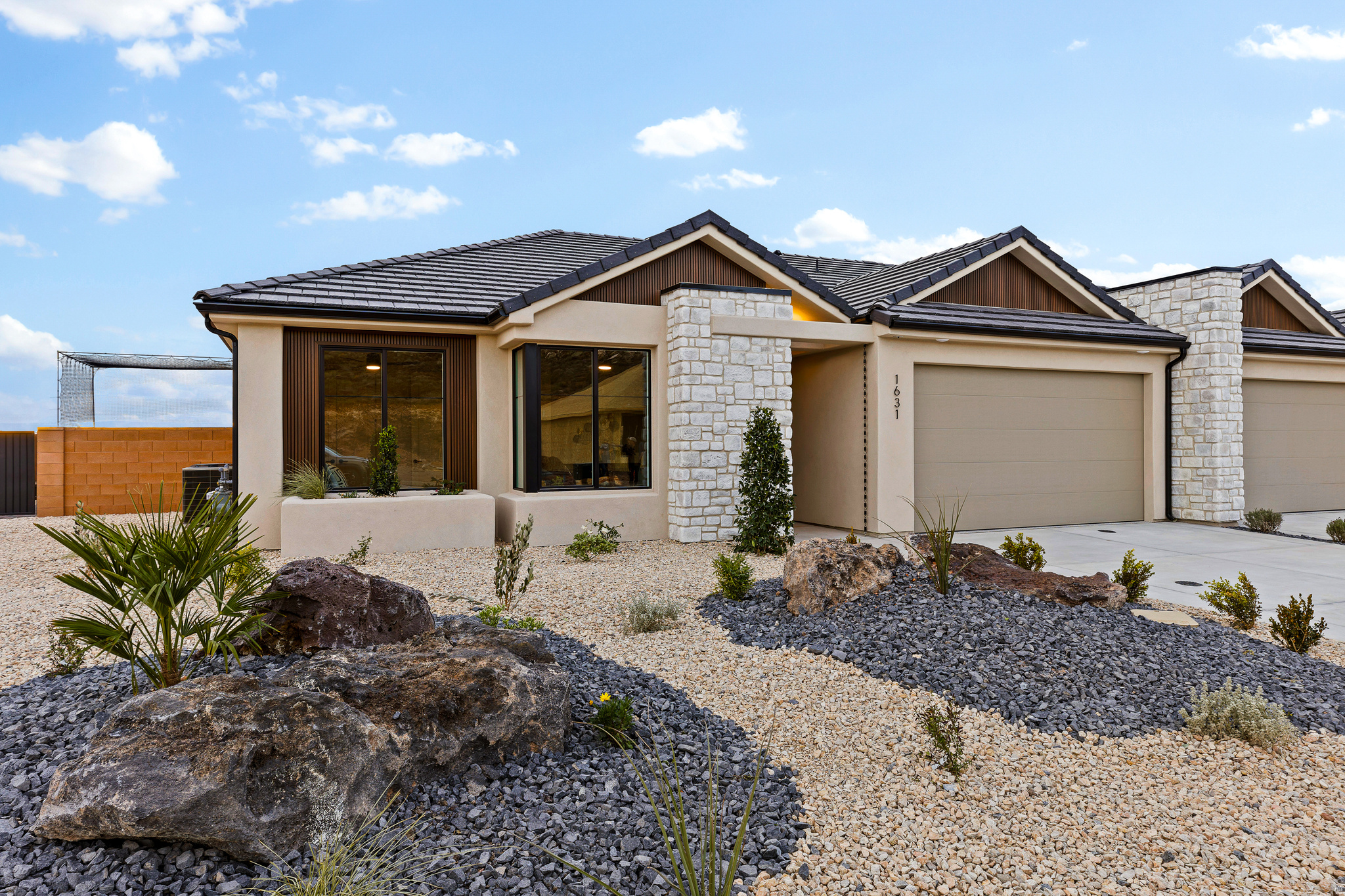 PAINTED SANDS - Residential Income