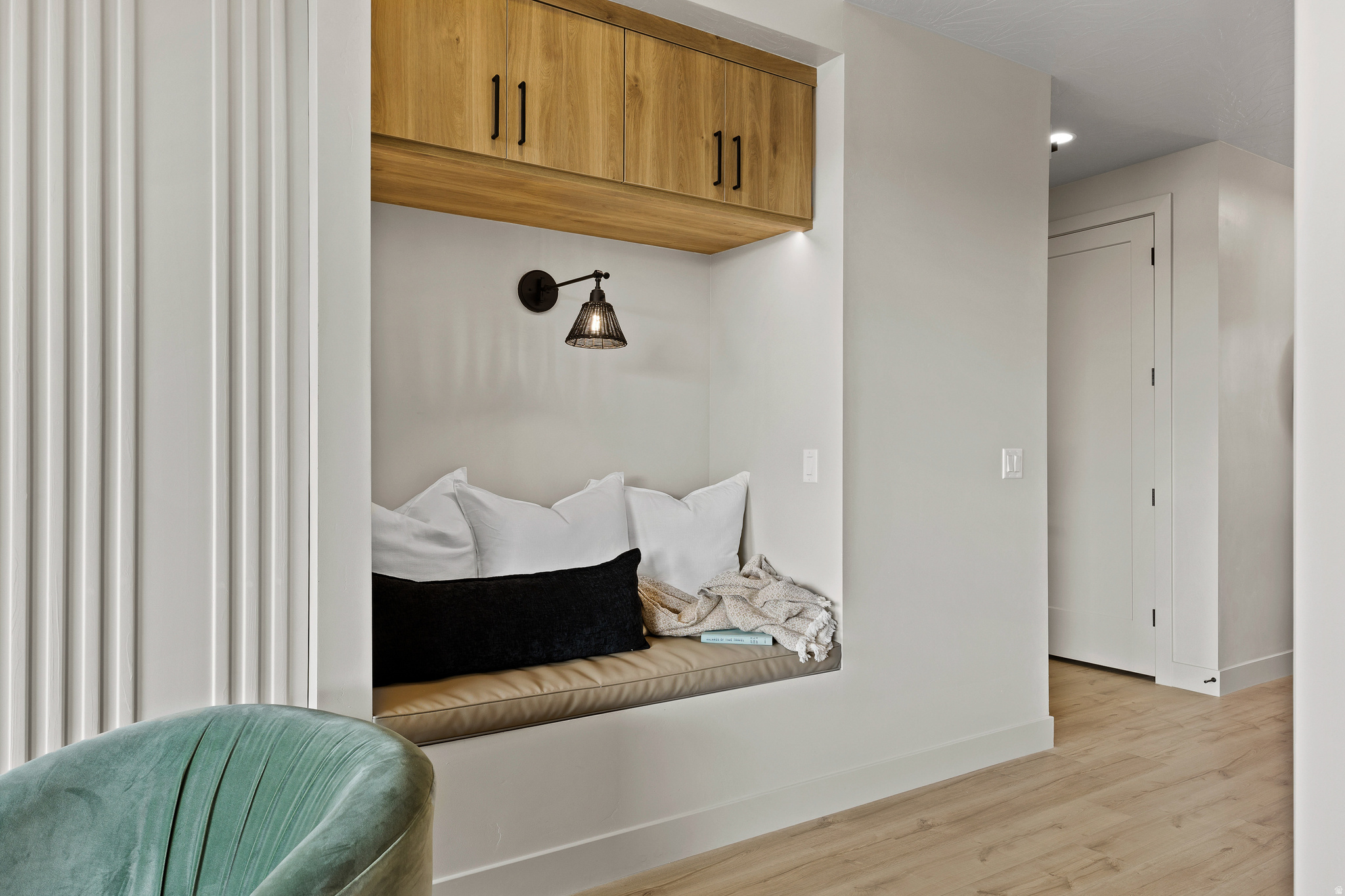 PAINTED SANDS - Residential Income