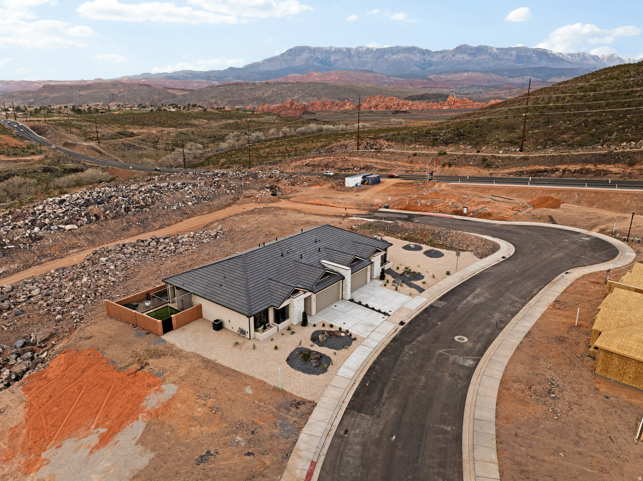 PAINTED SANDS - Residential Income