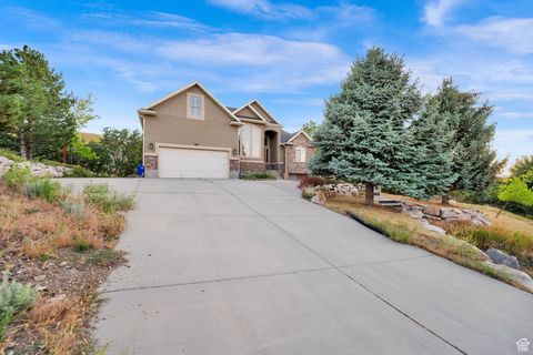 Tiny photo for 704 S DEER HOLLOW RD E, Tooele, UT 84074 (MLS # 2104373)