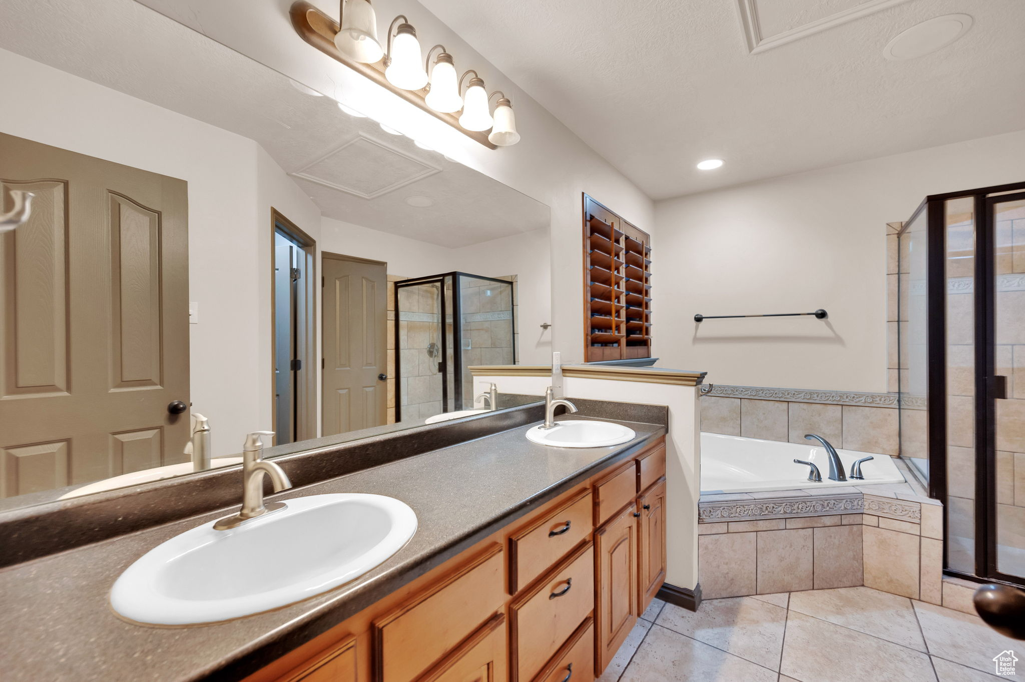 DEER HOLLOW SUB - Residential