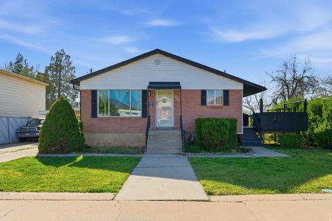 Tiny photo for 2323 N 720 W, Clinton, UT 84015 (MLS # 2148881)