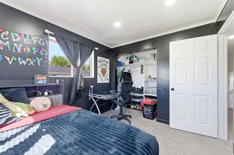 Tiny photo for 2323 N 720 W, Clinton, UT 84015 (MLS # 2148881)