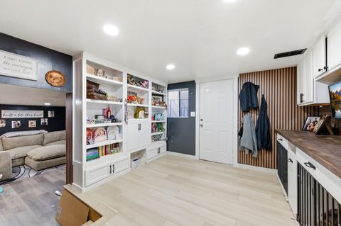 Tiny photo for 2323 N 720 W, Clinton, UT 84015 (MLS # 2148881)