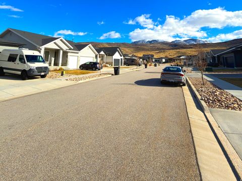 Tiny photo for 3253 W OXFORD LOOP, Mountain Green, UT 84050 (MLS # 2129640)