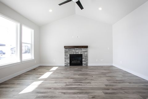 Tiny photo for 3253 W OXFORD LOOP, Mountain Green, UT 84050 (MLS # 2129640)