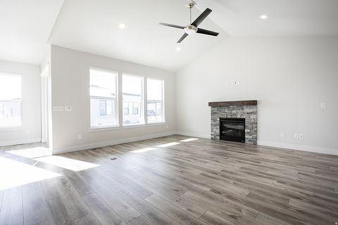 Tiny photo for 3253 W OXFORD LOOP, Mountain Green, UT 84050 (MLS # 2129640)