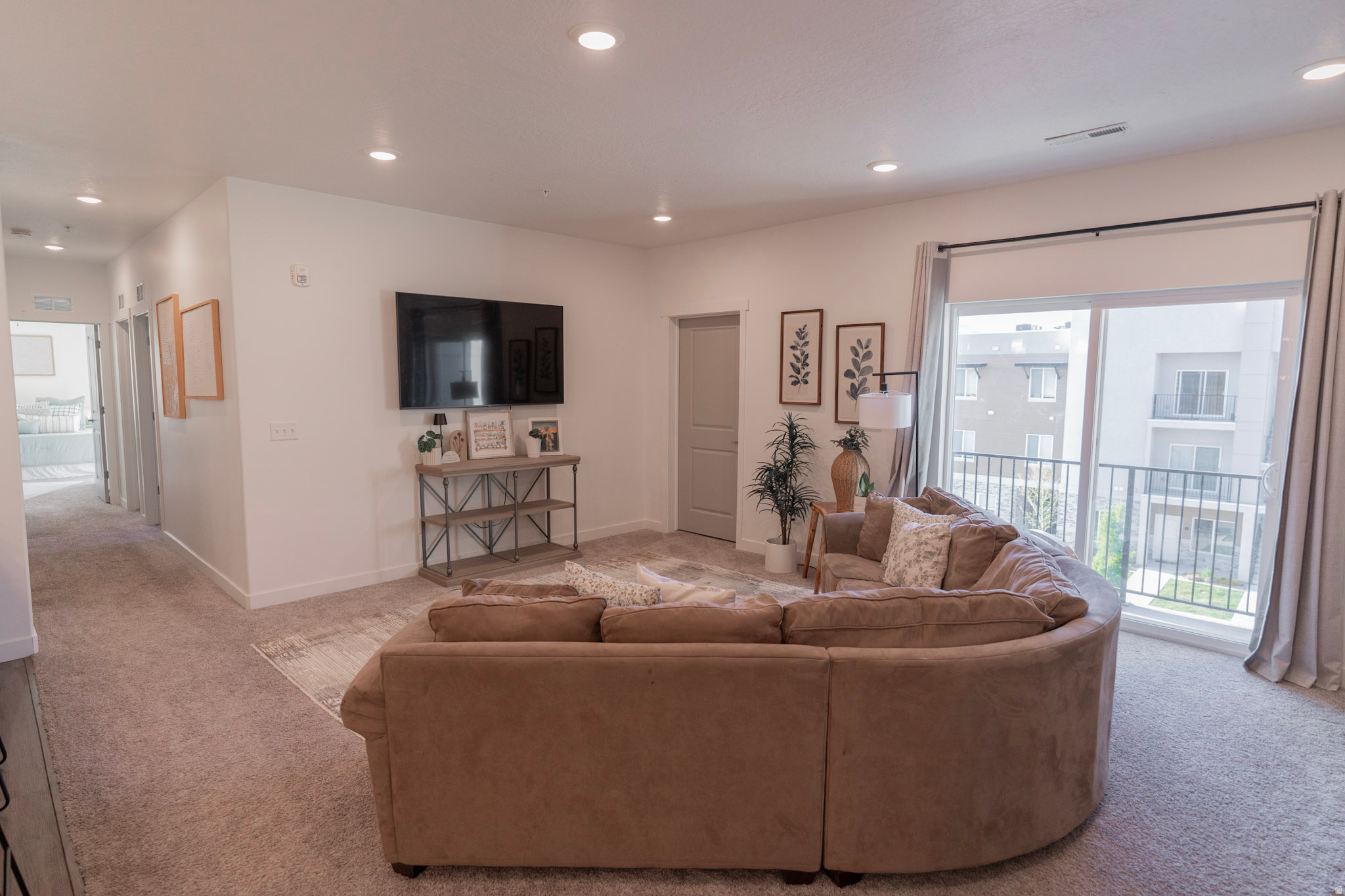 VISTA VIEW - Residential