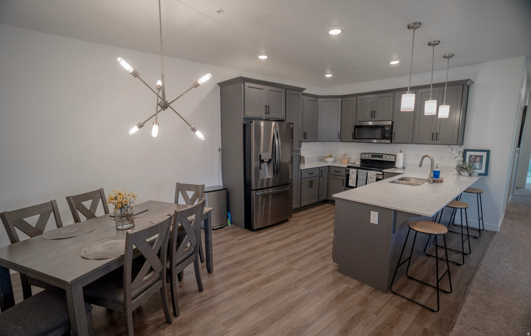 VISTA VIEW - Residential