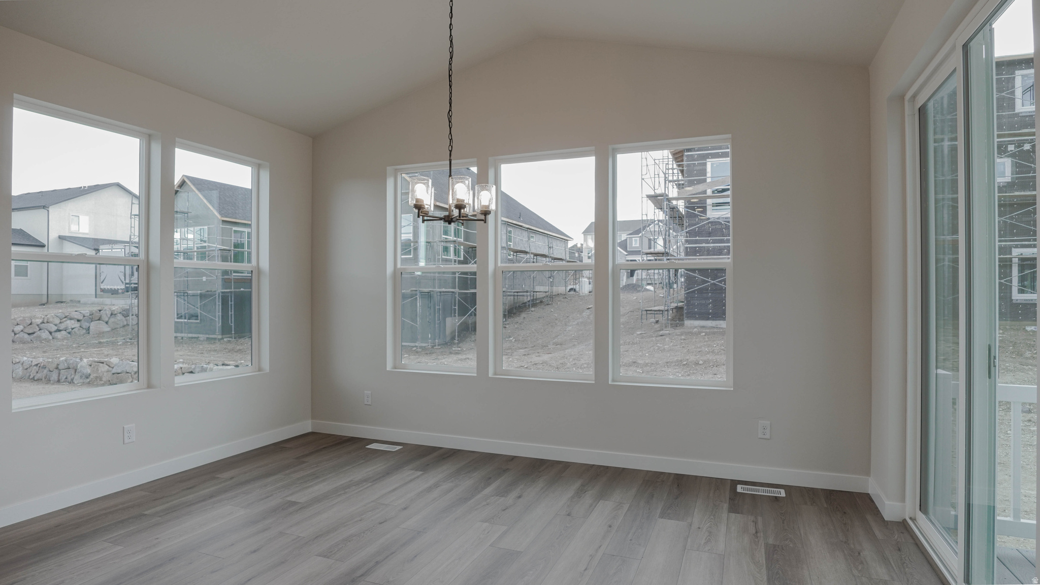 CANTON RIDGE - Residential