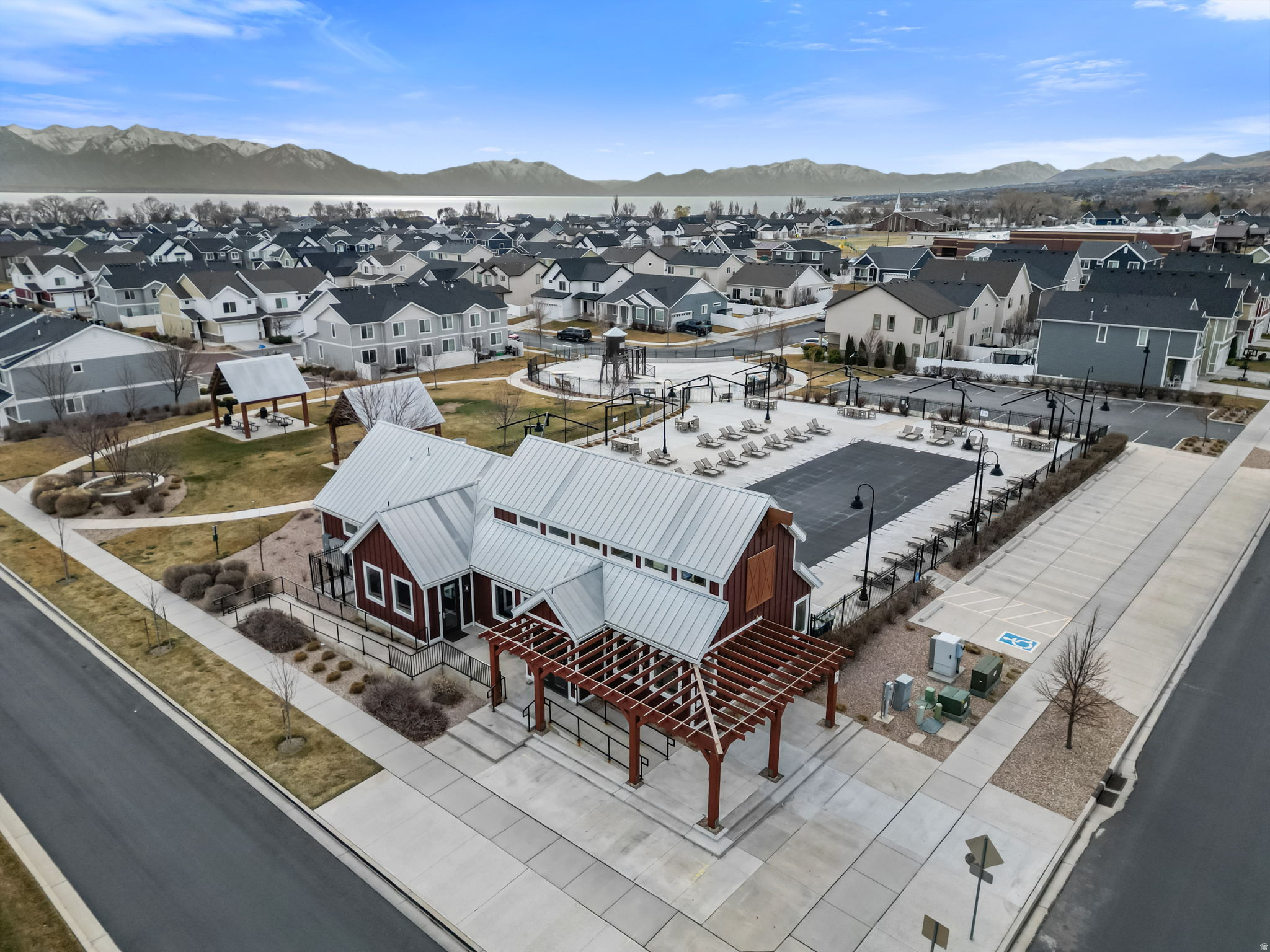 LEGACY FARMS - Residential