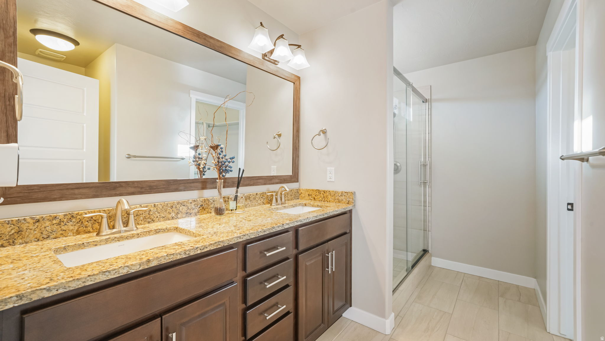 LEGACY FARMS - Residential