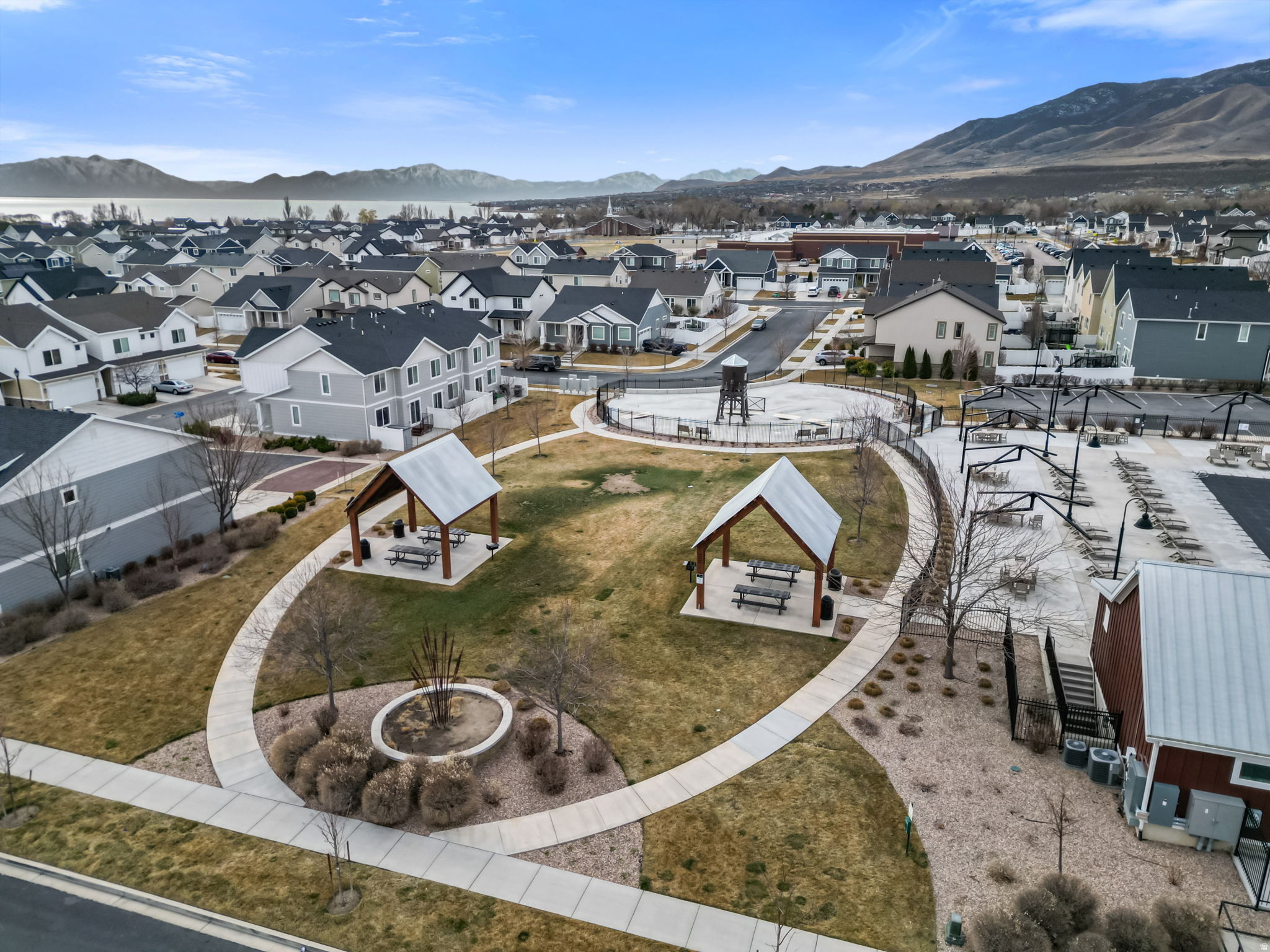 LEGACY FARMS - Residential