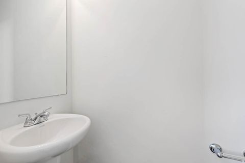 Tiny photo for 401 E KANAB CREEK DR #204, Saratoga Springs, UT 84045 (MLS # 2124770)