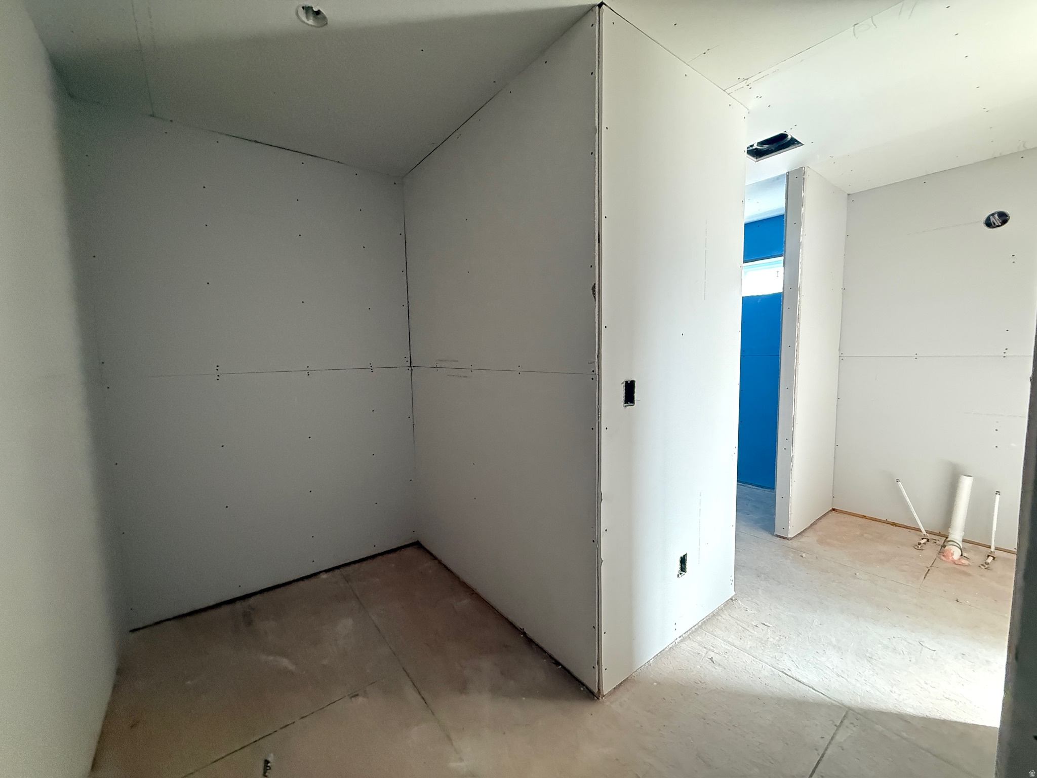 SMITHFIELD CREST - Residential