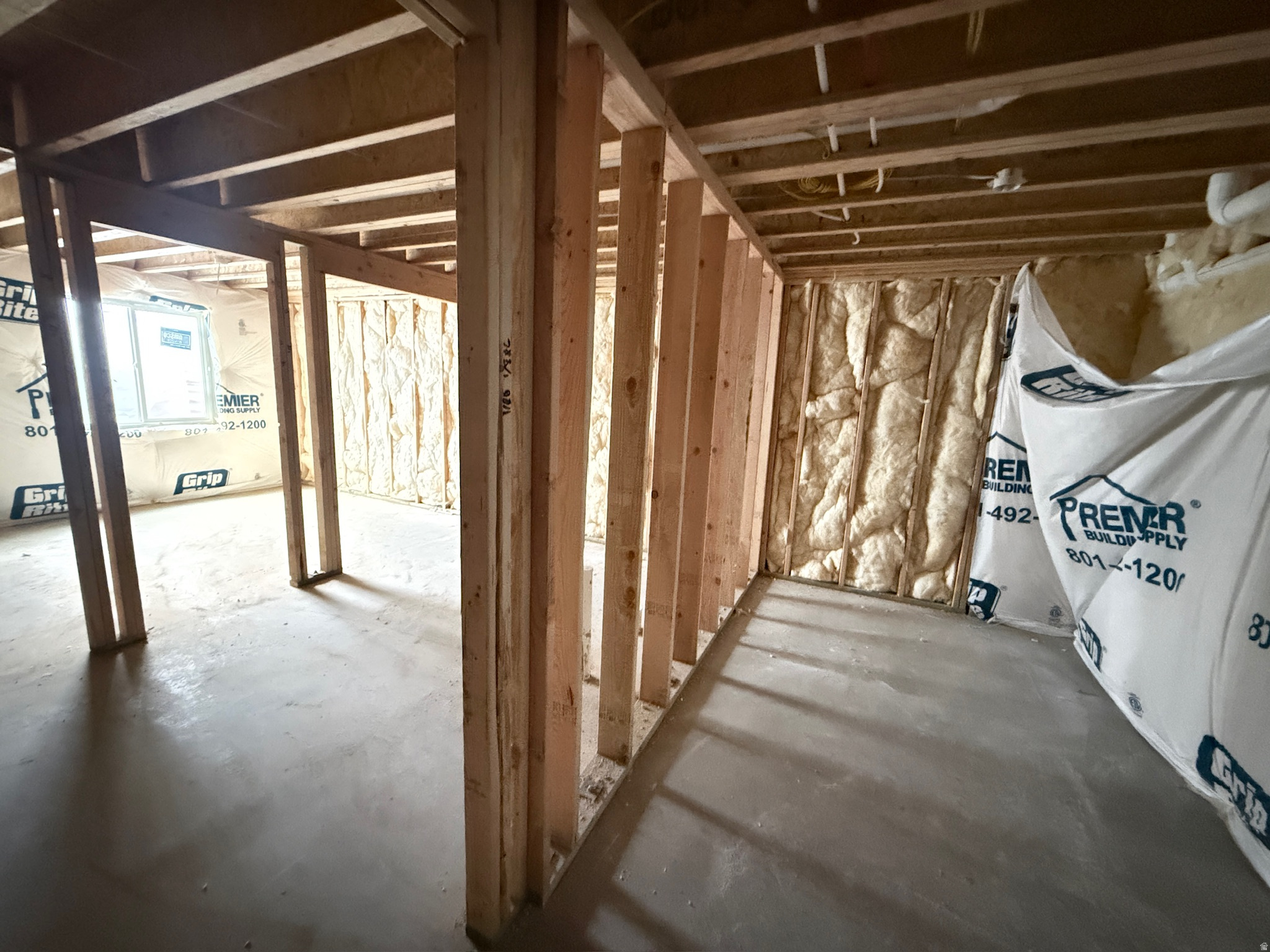 SMITHFIELD CREST - Residential