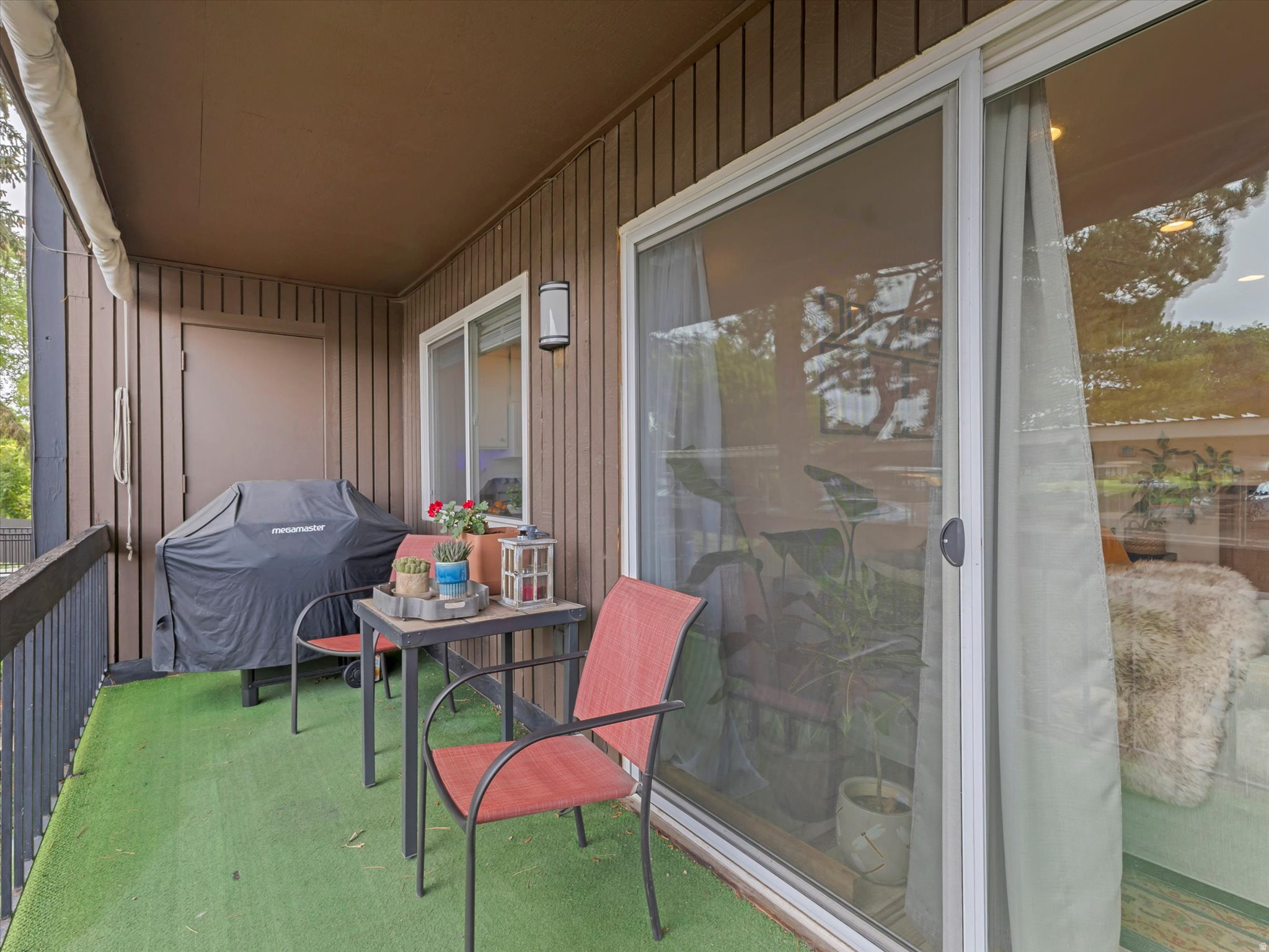 THREE FOUNTAINS - Residential