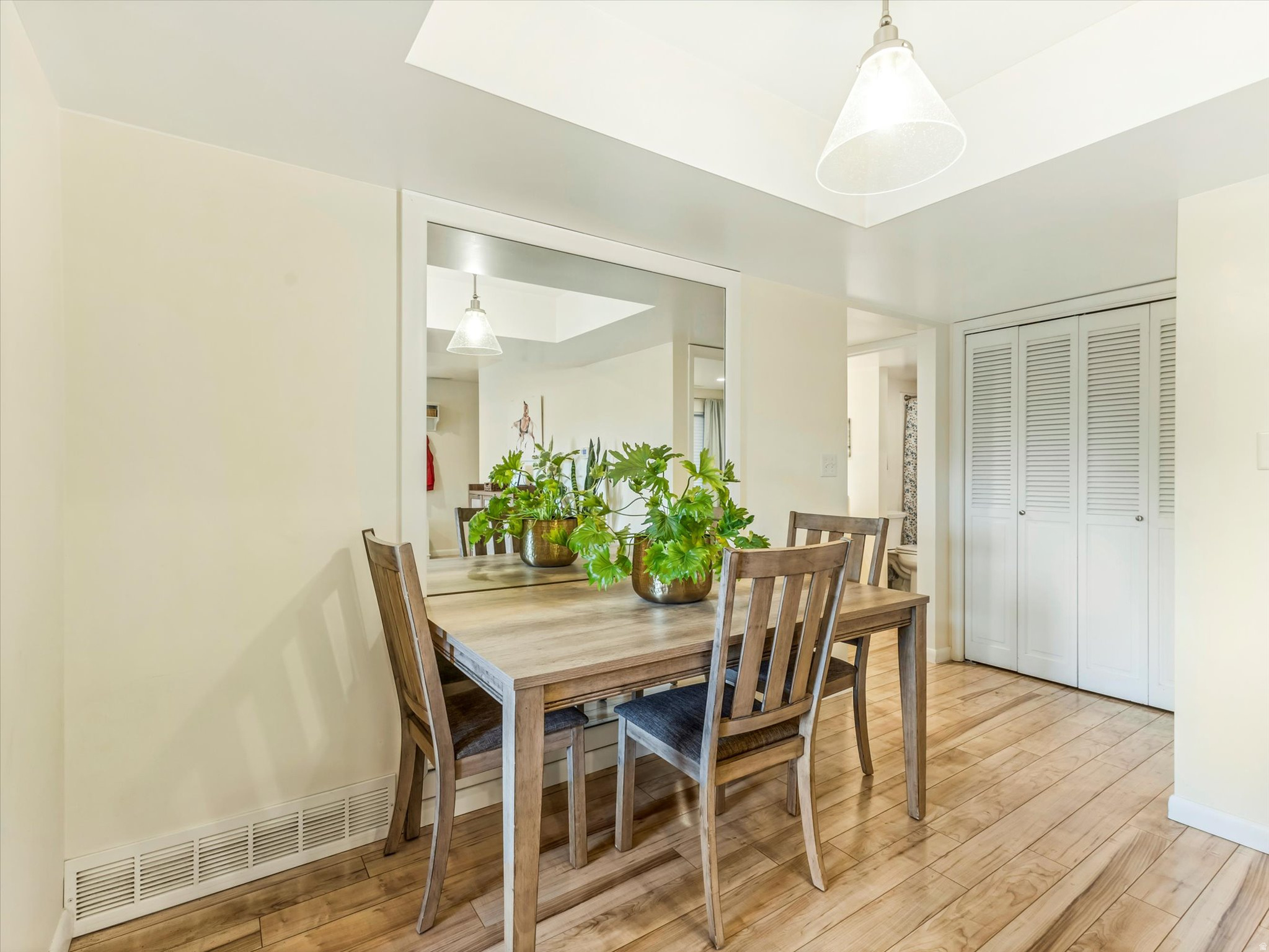 THREE FOUNTAINS - Residential