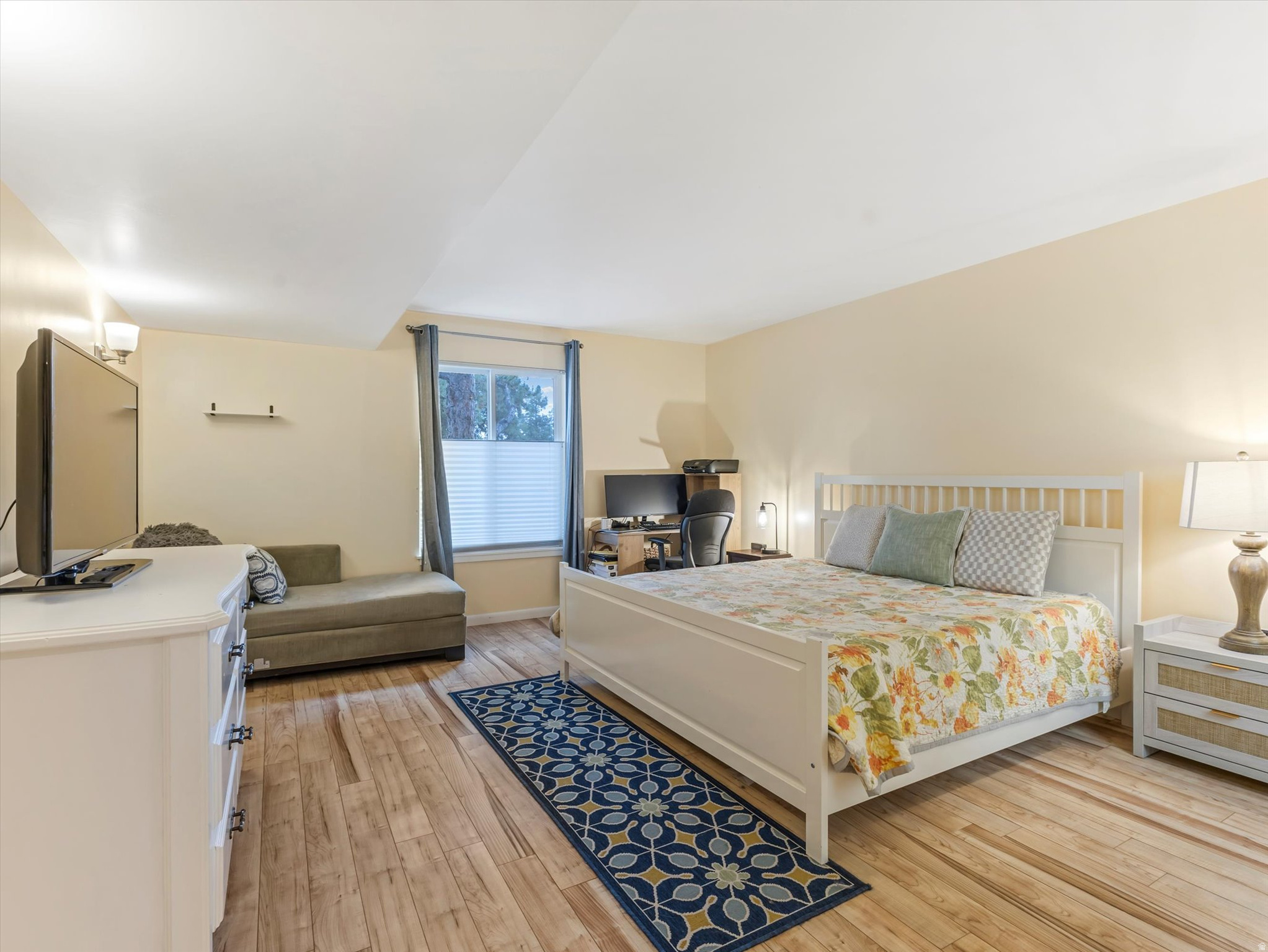 THREE FOUNTAINS - Residential