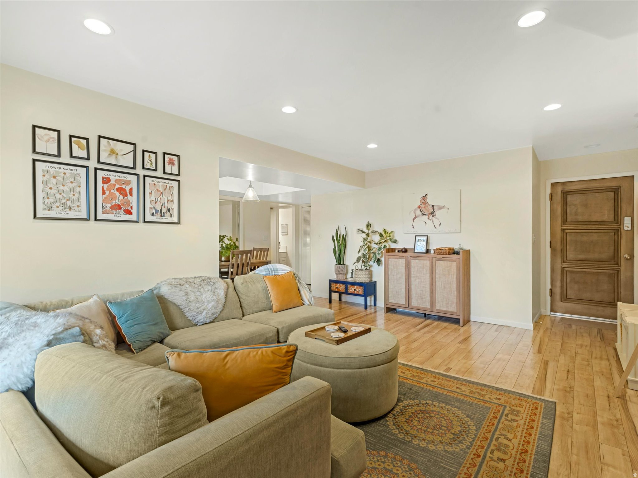 THREE FOUNTAINS - Residential