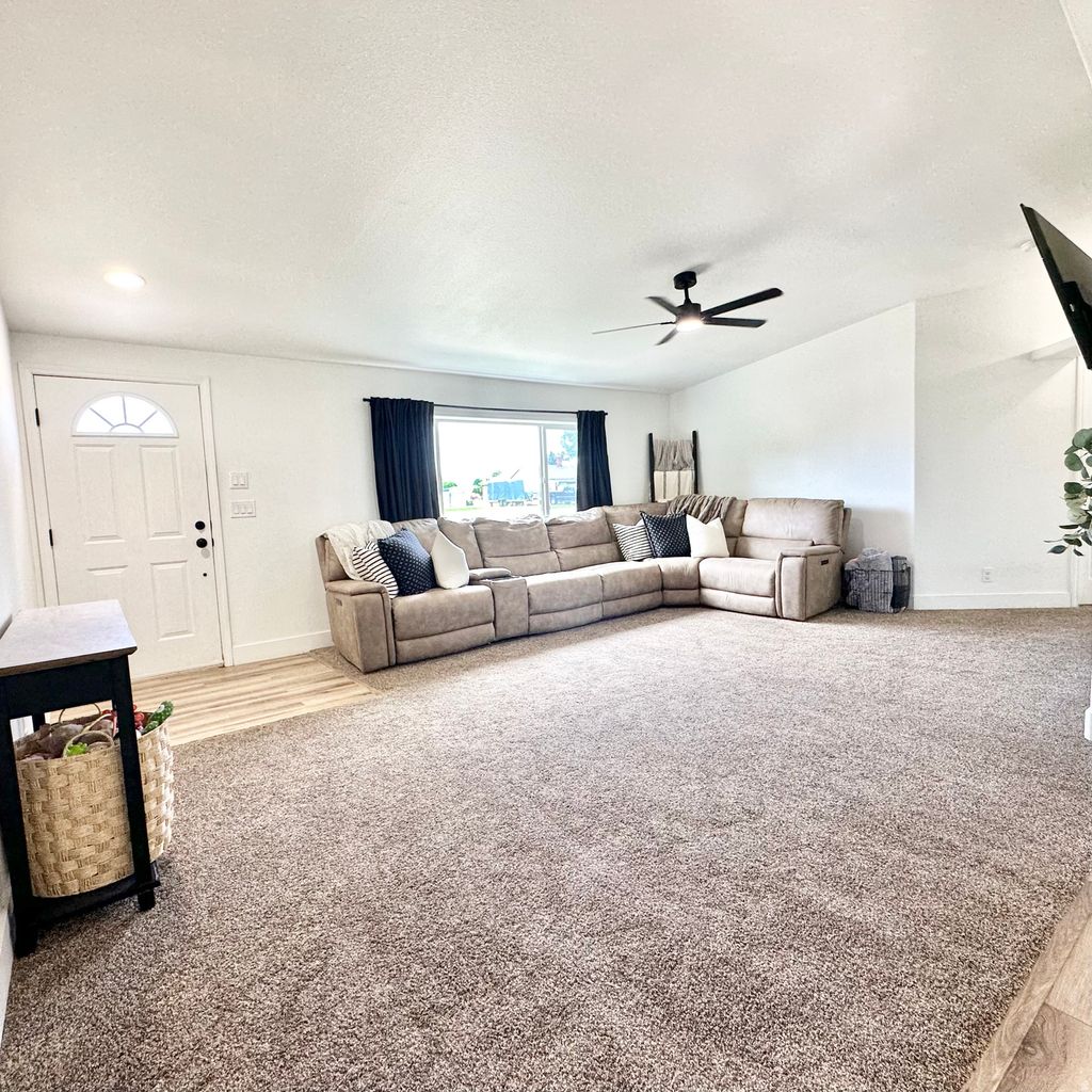 Photo of 1751 E 2500 S, Naples, UT 84078 (MLS # 2165866)