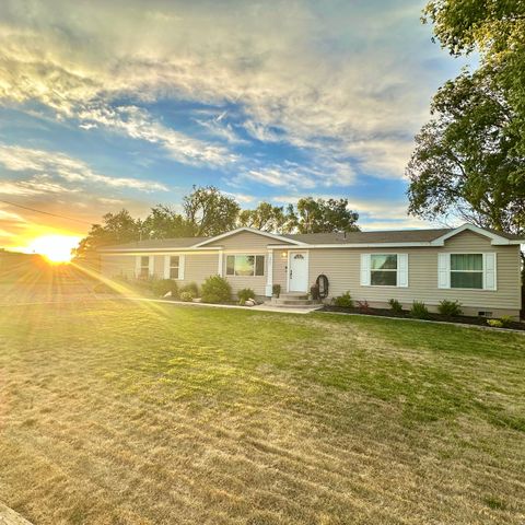 Photo of 1751 E 2500 S, Naples, UT 84078 (MLS # 2165866)
