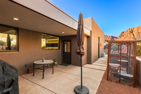 Tiny photo for 864 N SIHU WAY, Ivins, UT 84738 (MLS # 2127765)