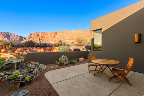 Tiny photo for 864 N SIHU WAY, Ivins, UT 84738 (MLS # 2127765)
