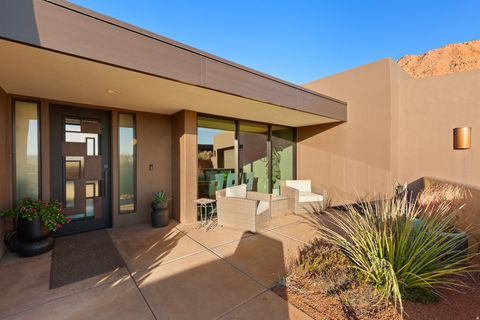 Tiny photo for 864 N SIHU WAY, Ivins, UT 84738 (MLS # 2127765)